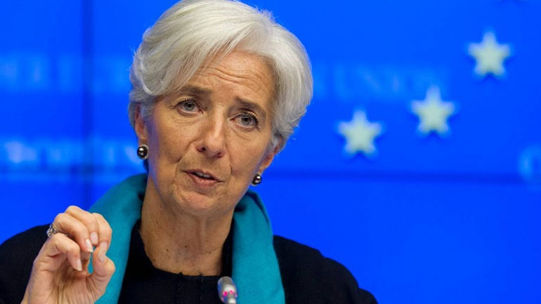 Η οικονομική ανάπτυξη στην Ευρωζώνη είναι χαμηλή, δηλώνει η Λαγκάρντ
