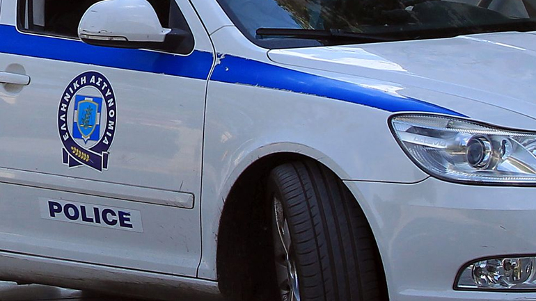 Πάτρα: Χειροπέδες σε 47χρονο που κυκλοφορούσε με στιλέτο