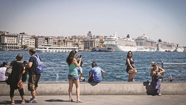 Τουρκία: Μείωση κατά 38% στην άφιξη ξένων τουριστών τον Αύγουστο