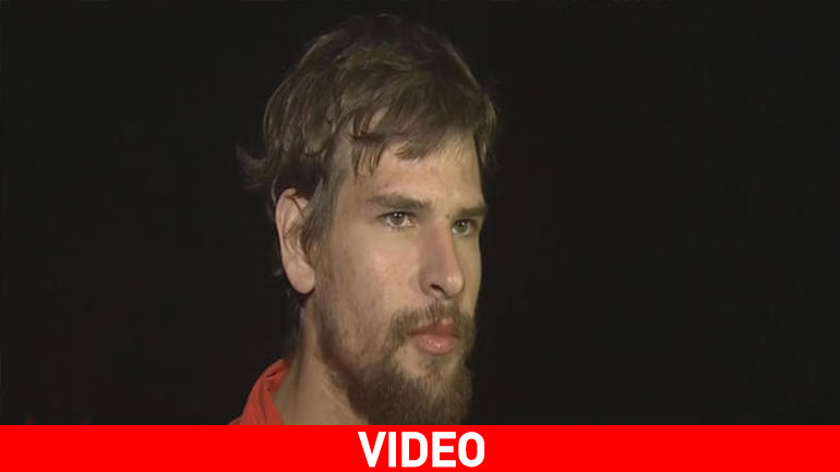 Η απίστευτη ιστορία του ναυαγού Νέιθαν και τα σενάρια μυστηρίου για τη δολοφονία του παππού και της μητέρας του