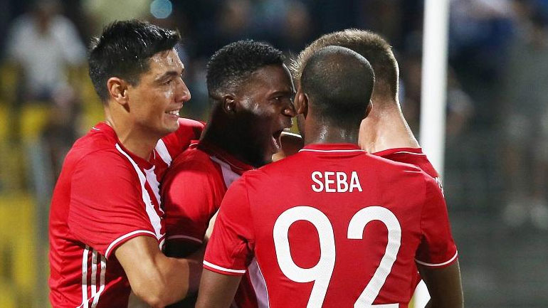 Νίκη πρωτιάς και… ηρεμίας ψάχνει ο Ολυμπιακός απέναντι στον ΑΠΟΕΛ