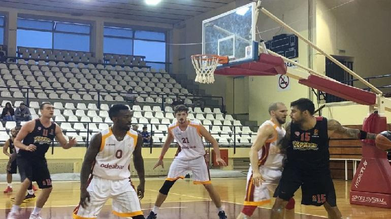 Με όπλο την άμυνα ο Ολυμπιακός