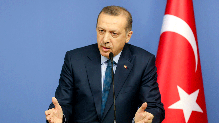 Ερντογάν: H παράταση της κατάστασης έκτακτης ανάγκης θα ήταν καλή για τη χώρα