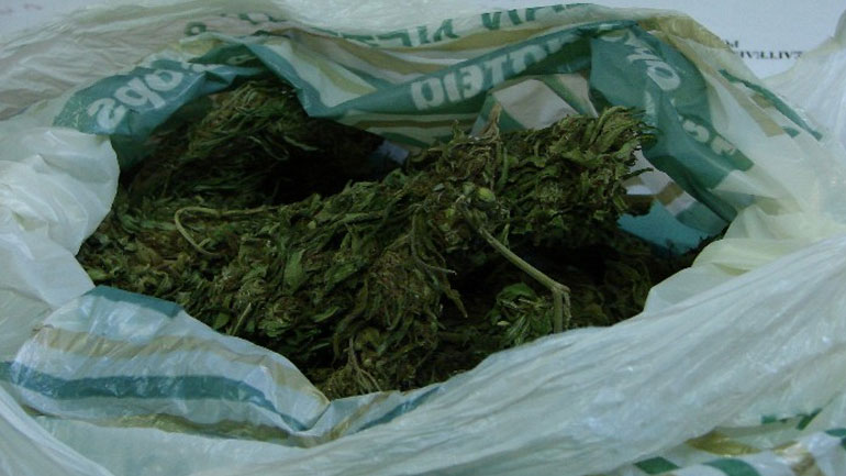 Ρόδος: Κάθειρξη δέκα ετών σε 63χρονο για τη μεταφορά χασίς και ηρωίνης