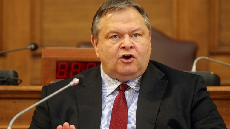 Δύο μεγάλα ζητήματα υπάρχουν κατά τον Ευάγγελο Βενιζέλο στο τηλεοπτικό τοπίο