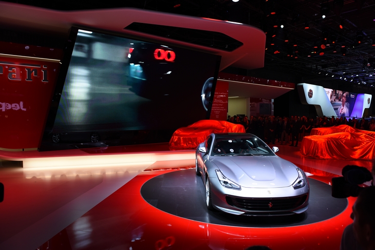 Ferrari GTC4 Lusso. Το όνομα και μόνο μιλά από μόνο του...