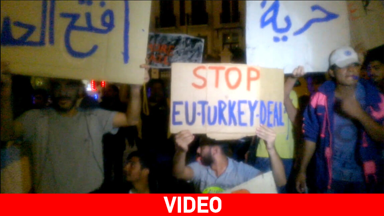 Διαμαρτυρία μεταναστών στο λιμάνι της Λέσβου