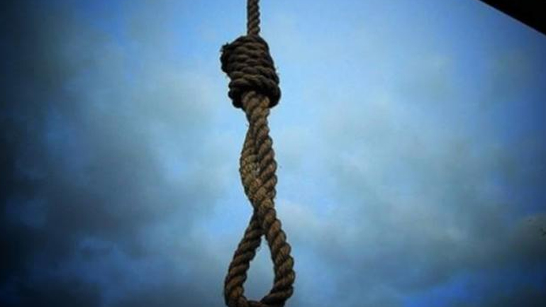 Πηνεία: Κρεμάστηκε στη βεράντα του σπιτιού της