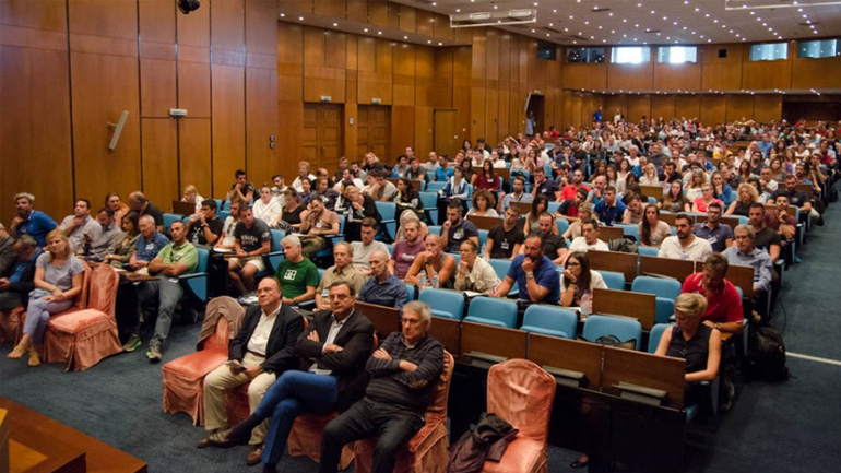 «Υποχρεωμένοι να το ξανακάνουμε»