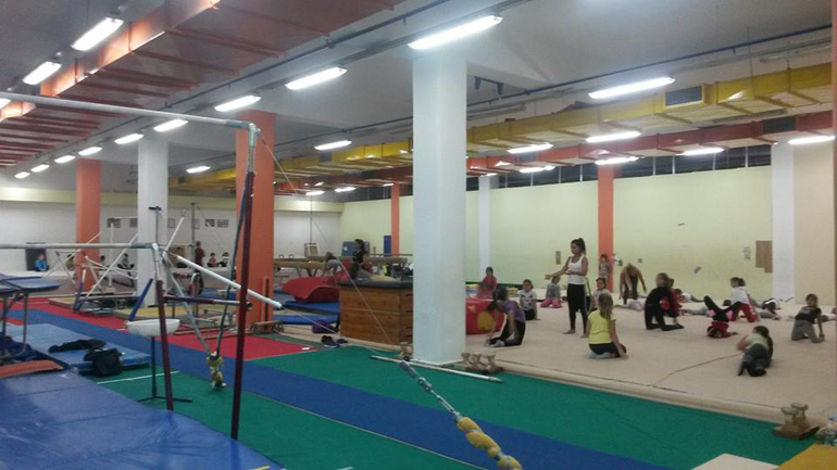 Σε αυτό το χώρο θα μπορούσαν να συστεγάζονται περισσότερα από... ένα σωματεία όπως συμβαίνει σε όλους του Δήμους της χώρας εκτός από τον Δήμο Παύλου Μελά Θεσσαλονίκης...