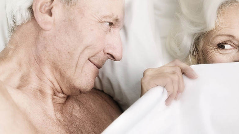 Πολλοί ηλικιωμένοι παραμένουν σεξουαλικά δραστήριοι, παρά τα προβλήματα υγείας