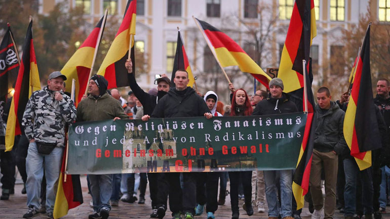 Διαδηλώσεις του ξενοφοβικού Pegida την ώρα των εκδηλώσεων για την επανένωση της Γερμανίας