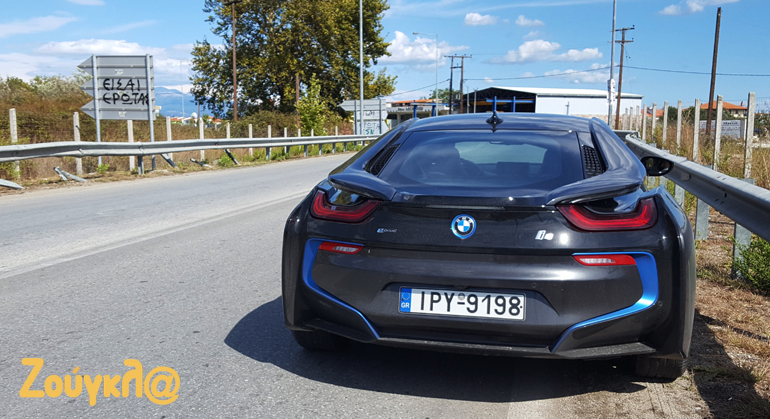 Πολλές φορές η δυσκολία βρίσκεται στο να λες την αλήθεια. Στην περίπτωση του i8 ισχύει το «Είσαι έρωτας»...