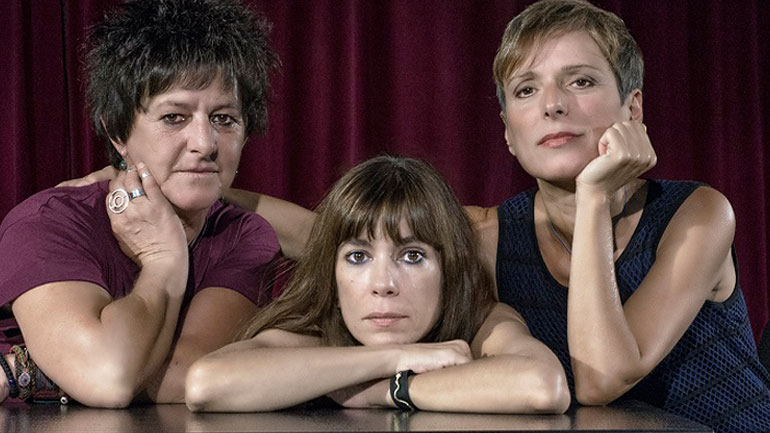 Φωτεινή Βελεσιώτου – Αναστασία Μουτσάτσου – Μυρτώ Αλικάκη  στο Γυάλινο Μουσικό Θέατρο