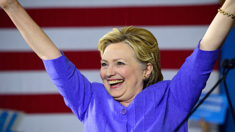 Αναβλήθηκε συγκέντρωση της Χίλαρι Κλίντον εξαιτίας του τυφώνα Μάθιου