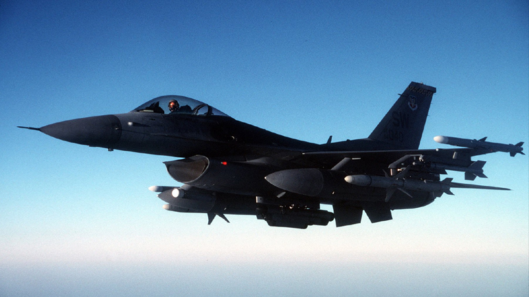 Αναγκαστική προσγείωση για ελληνικό F-16 στην Ισπανία