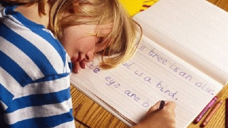 Όταν το παιδί δεν κάνει ωραία γράμματα