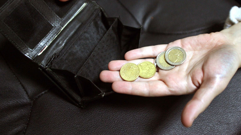 Σε κίνδυνο φτώχειας 1 στα 5 νοικοκυριά