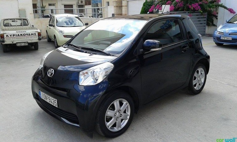 Toyota IQ με 7.800 ευρώ