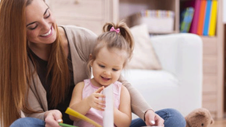 Βρείτε την τέλεια baby sitter για το παιδί σας