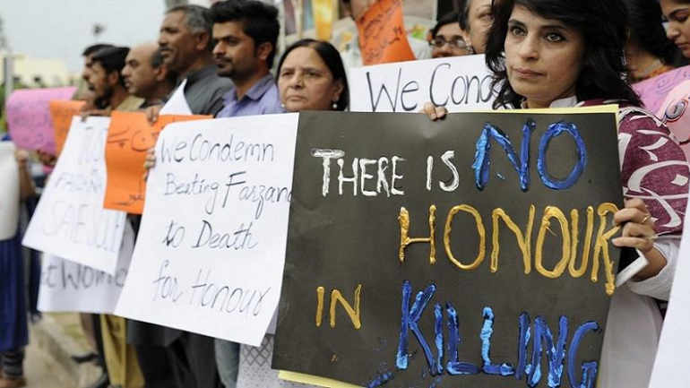 Το Πακιστάν αυστηροποίησε τη νομοθεσία για τα «εγκλήματα τιμής»