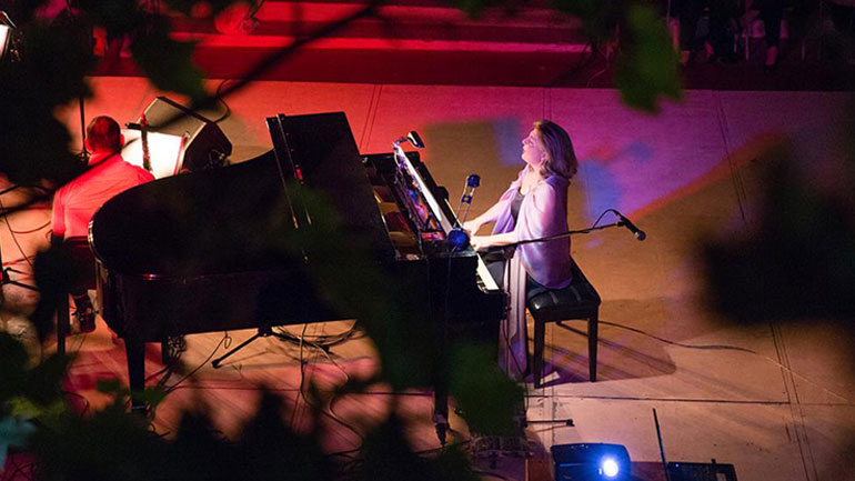 «Έλληνες Ποιητές ταξιδεύουν με μουσική της Πηγής Λυκούδη» στο Αίθριο του Δημαρχείου Κηφισιάς