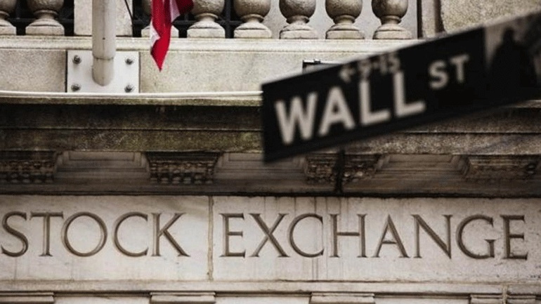 Οριακές απώλειες στη Wall Street