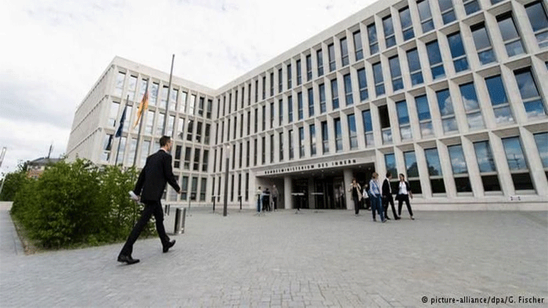 Τρεις Τούρκοι διπλωμάτες έχουν ζητήσει πολιτικό άσυλο από το Βερολίνο