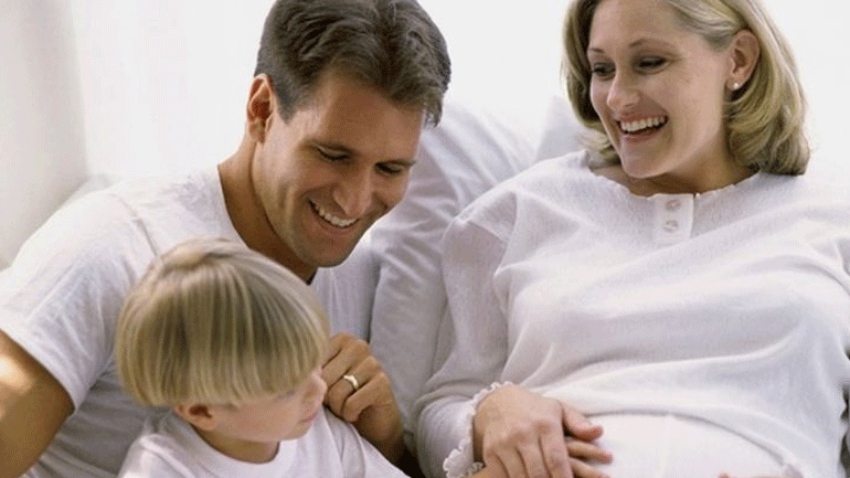 Πιο υγιή τα μωρά που γεννιούνται από μητέρες μεγαλύτερης ηλικίας