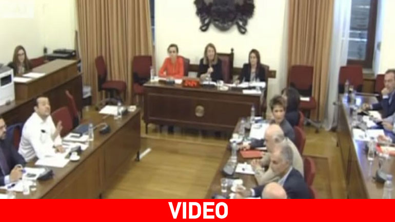 Φραστικό επεισόδιο Παππά-Βενιζέλου στην Επιτροπή Θεσμών και Διαφάνειας της Βουλής