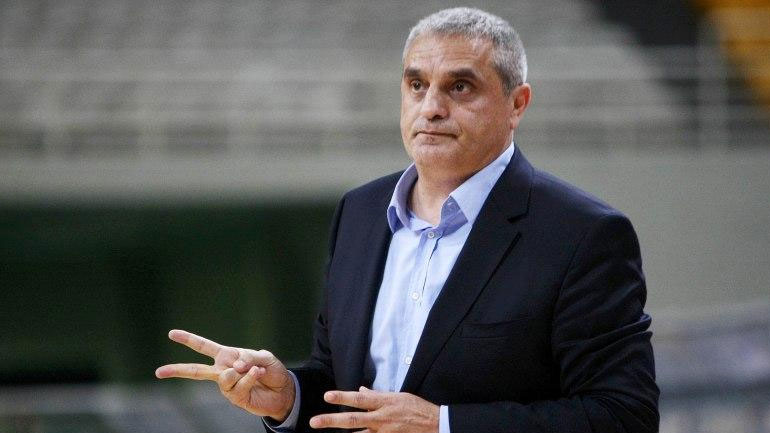 Πεδουλάκης: «Ο Τζέιμς θα μείνει στην ομάδα αλλά θα πάρουμε παίκτη»