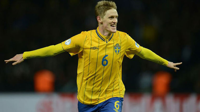 «Βλέπει» τον Ράσμους Ελμ η ΑΕΚ