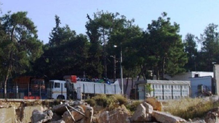 Απομακρύνονται τα σκουπιδιάρικα από το χώρο του γηπέδου της ΑΕΚ