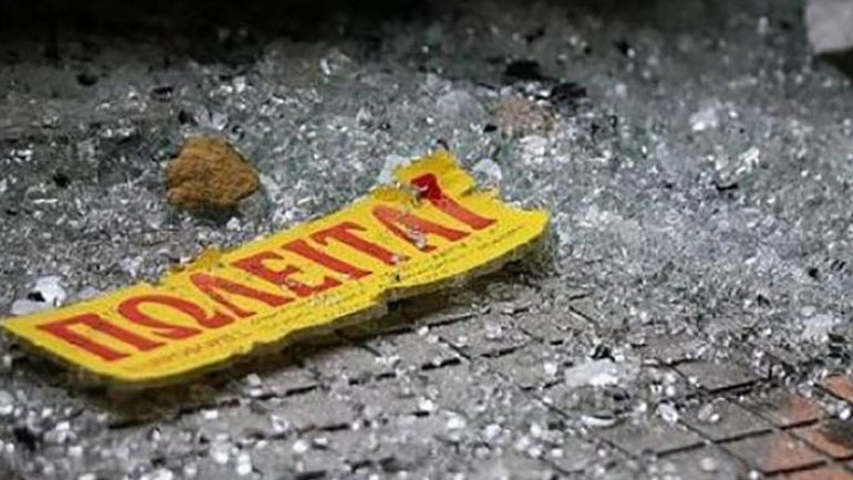 Στο σφυρί βγάζει ακίνητα και η εφορία Στο σφυρί βγάζει ακίνητα και η εφορία