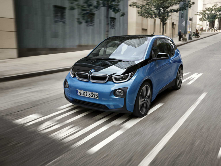 Το BMW i3 μπορεί να καλύψει αποστάσεις έως και 300 χιλιόμετρα...
