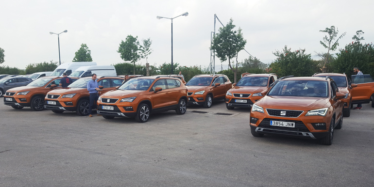 Πολύ πριν εισαχθεί επίσημα το μοντέλο στην Ελλάδα η εισαγωγική εταιρεία φρόντισε να φέρει αυτοκίνητα για να εκπαιδεύσει πωλητές, δημοσιογράφους και συνεργάτες...