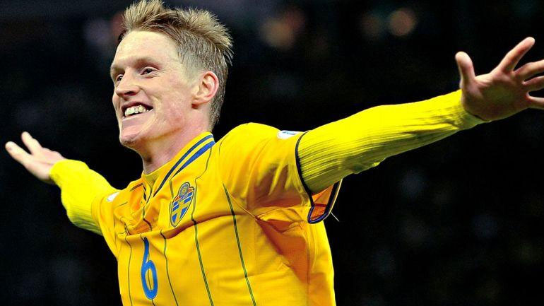 «Γνωρίζει για την ΑΕΚ αλλά θέλει να πάει στην Αμερική ο Ελμ»