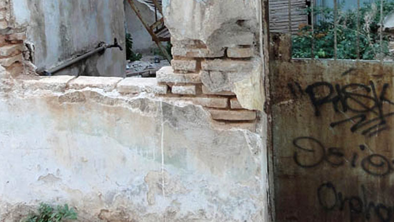 Κατεδάφισαν επικίνδυνα ακίνητα στην Παλαιά Κοκκινιά