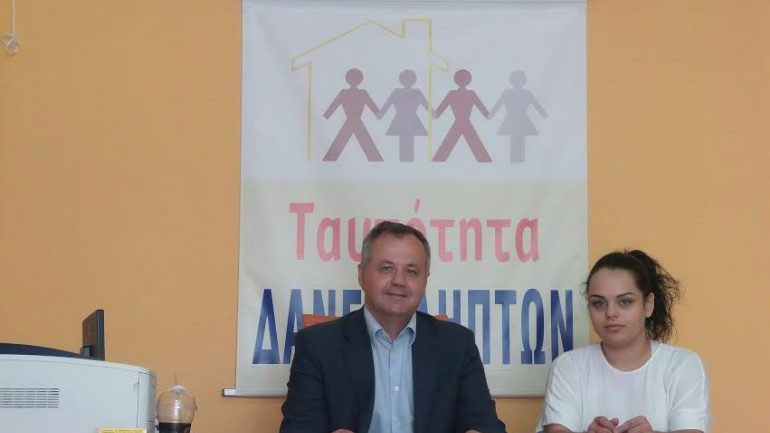 Ραντεβού έξω από τα Ειρηνοδικεία για μπλόκο στους πλειστηριασμούς !