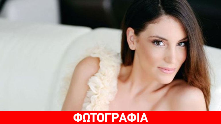 Αθηνά Οικονομάκου: Κουκλάρα ακόμα και εντελώς άβαφη!