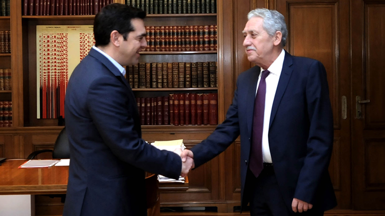 Ο Κουβέλης συσπειρώνεται με τις δυνάμεις του ΣΥΡΙΖΑ