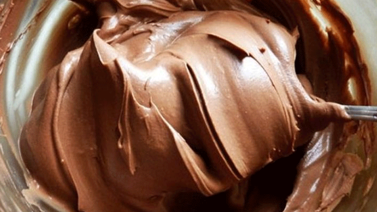 Συνταγή για σπιτική κρέμα φουντουκιού