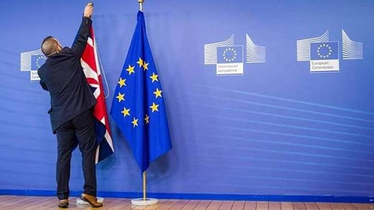 Βρετανία: Το Ανώτερο Δικαστήριο αρχίζει να εξετάζει προσφυγές πολιτών κατά του Brexit