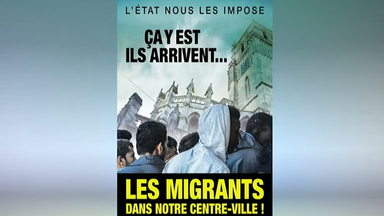 Αφίσες κατά μεταναστών σε πόλη της Γαλλίας