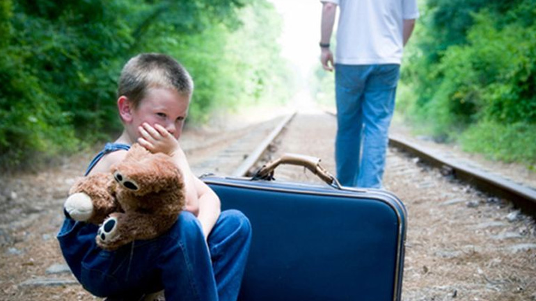Τα 5 χαρακτηριστικά ενός αδιάφορου γονιού