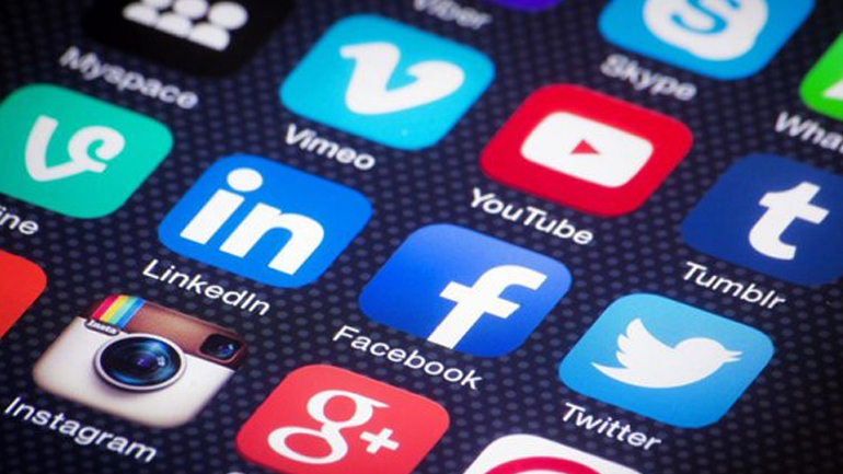 Η ΕΛ.ΑΣ. προτρέπει τα παιδιά να αποφεύγουν το #checkin στα social media