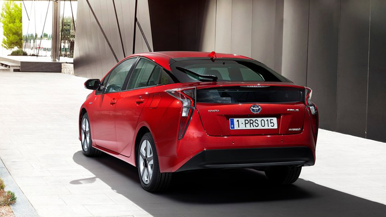 Ανακαλούνται 340.000 Toyota Prius σε όλο τον κόσμο Ανακαλούνται 340.000 Toyota Prius σε όλο τον κόσμο