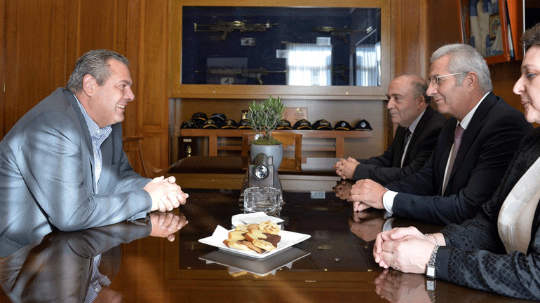 Συνάντηση Καμμένου-Κυπριανού στο ΥΕΘΑ