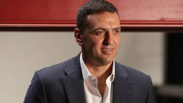 Β. Κικίλιας: Προσλαμβάνουν συμβασιούχους για κλειστά κέντρα φιλοξενίας προσφύγων