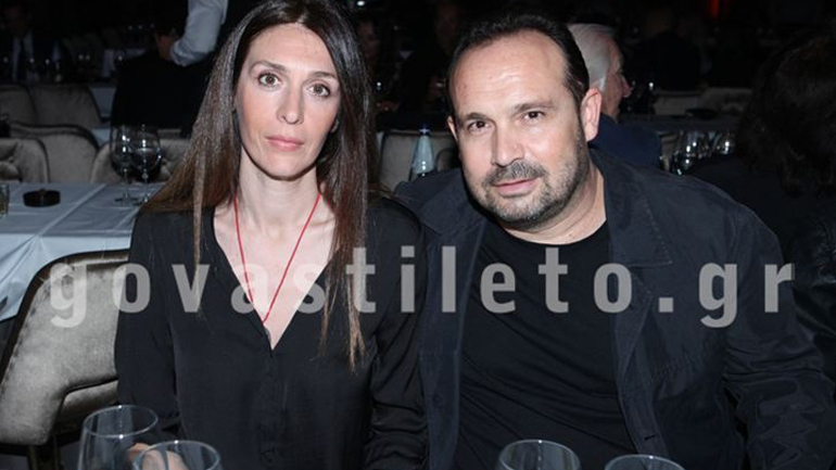 Κώστας Μακεδόνας: Σπάνια βραδινή έξοδος με τη σύζυγό του